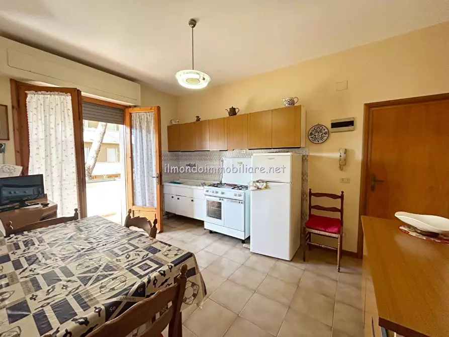 Immagine 4 di Appartamento in vendita  a Rosignano Marittimo