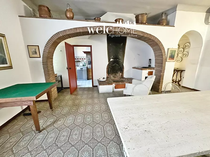 Immagine 30 di Terratetto in vendita  a Campi Bisenzio