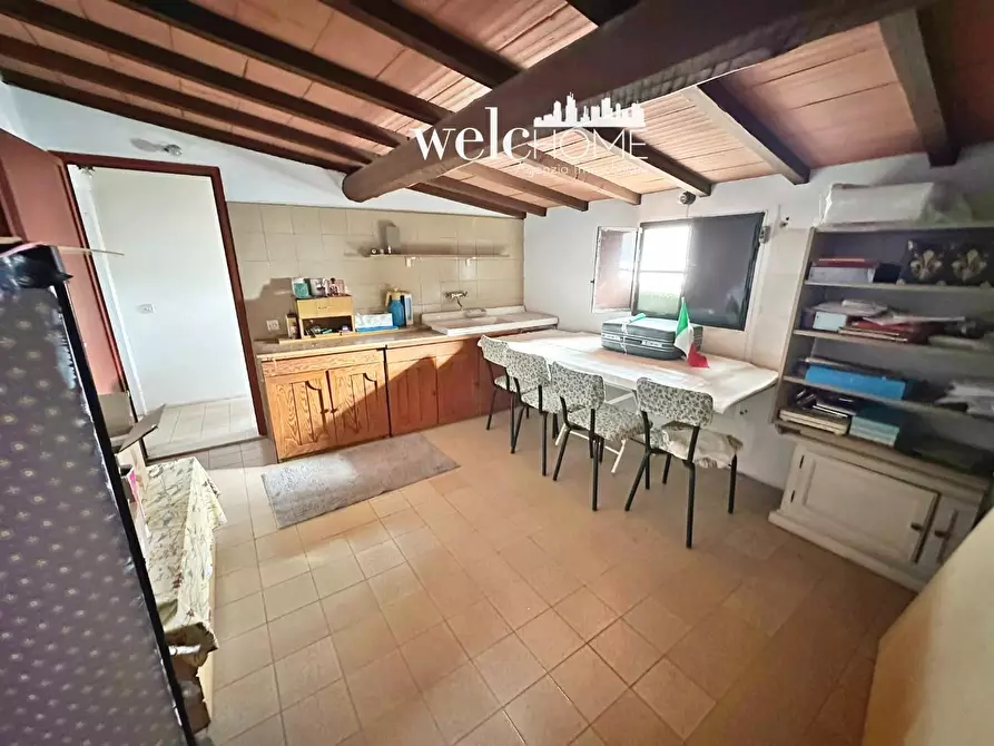 Immagine 40 di Terratetto in vendita  a Campi Bisenzio