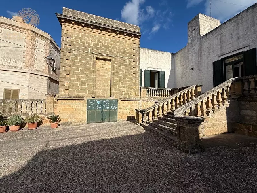 Immagine 39 di Villa in vendita  a Castrignano Del Capo