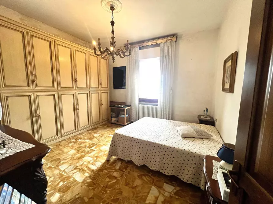 Immagine 14 di Appartamento in vendita  a Montelupo Fiorentino