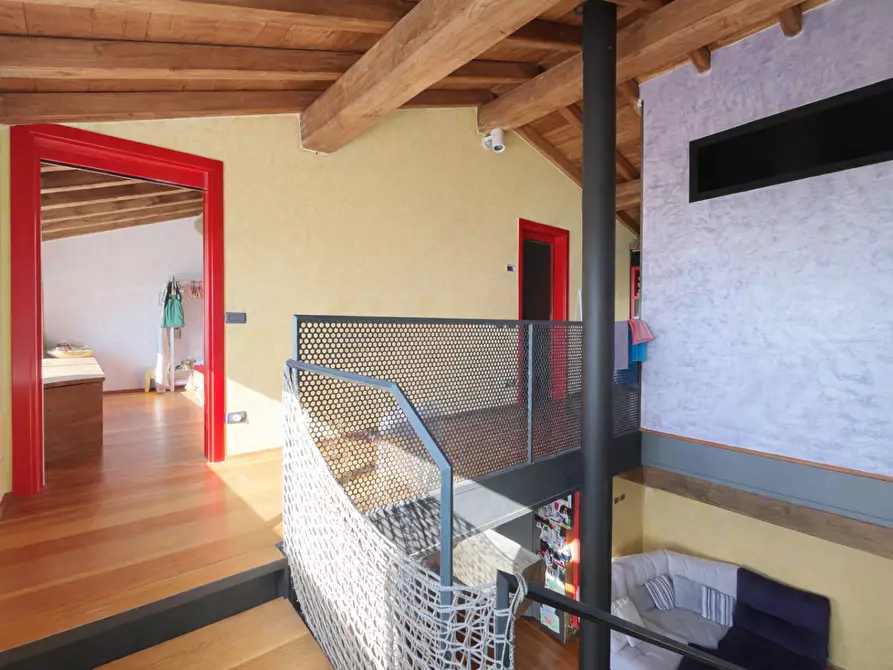 Immagine 24 di Rustico / casale in vendita  a Lucca