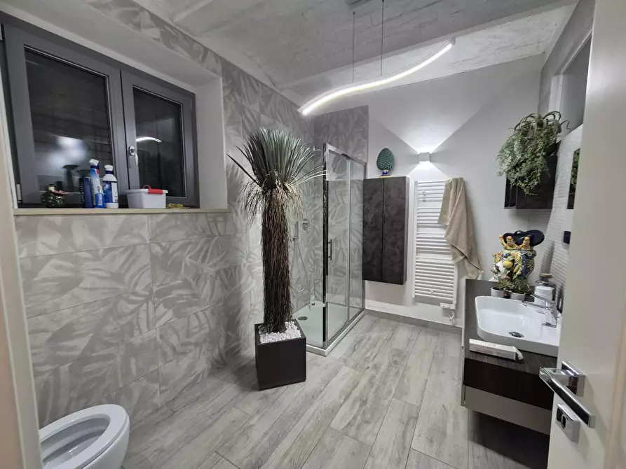 Immagine 31 di Appartamento in vendita  a Siena