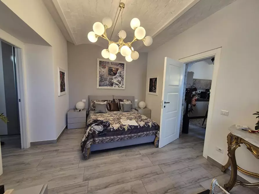 Immagine 24 di Appartamento in vendita  a Siena