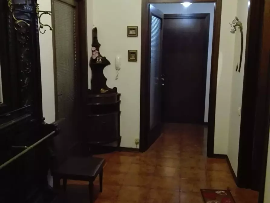 Immagine 4 di Appartamento in affitto  a Siena