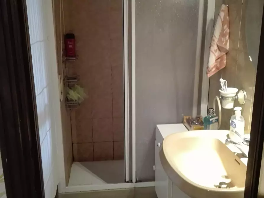 Immagine 5 di Appartamento in affitto  a Siena