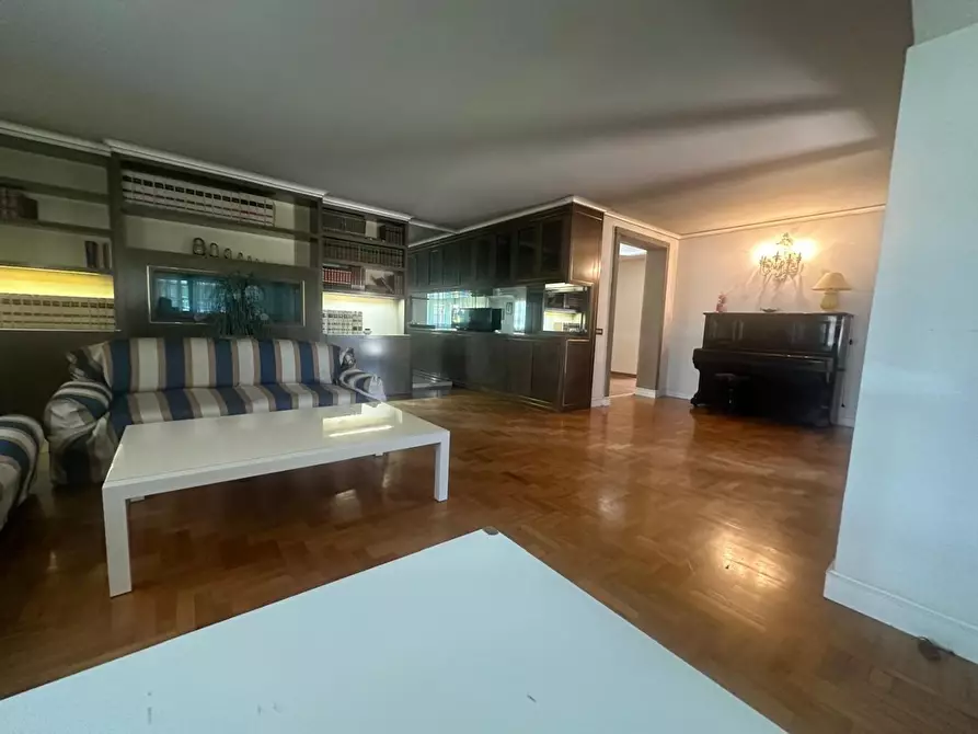 Immagine 24 di Villa in vendita  a Empoli