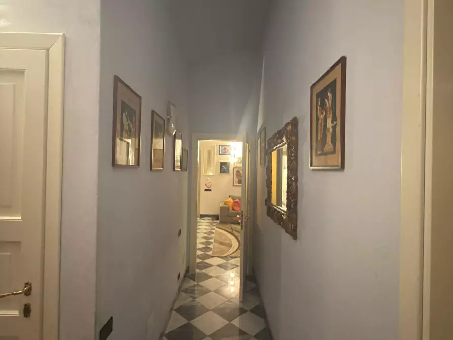 Immagine 11 di Appartamento in vendita  a Carrara