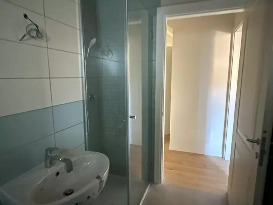 Immagine 16 di Appartamento in vendita  a Sovicille