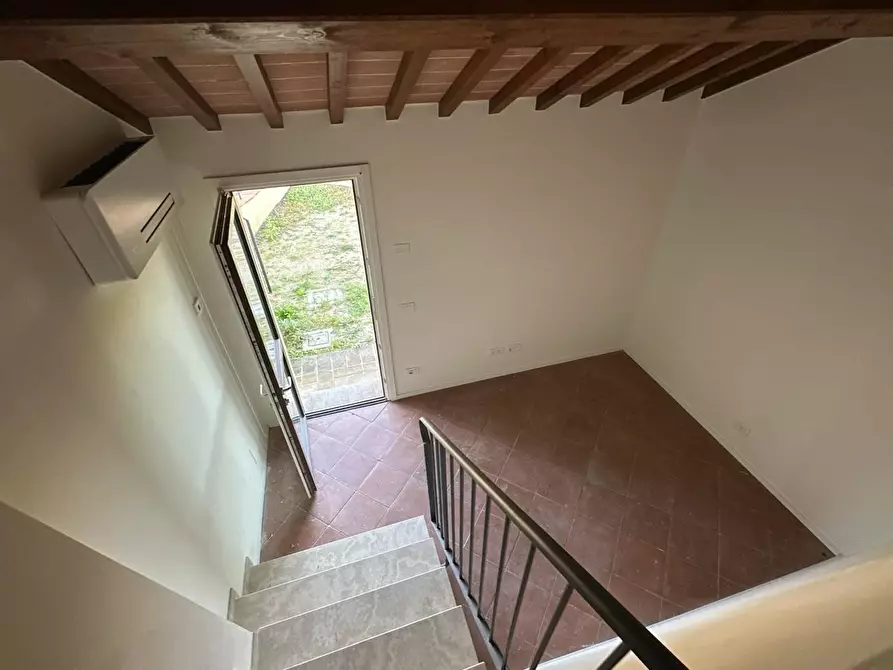 Immagine 11 di Appartamento in vendita  a Sovicille