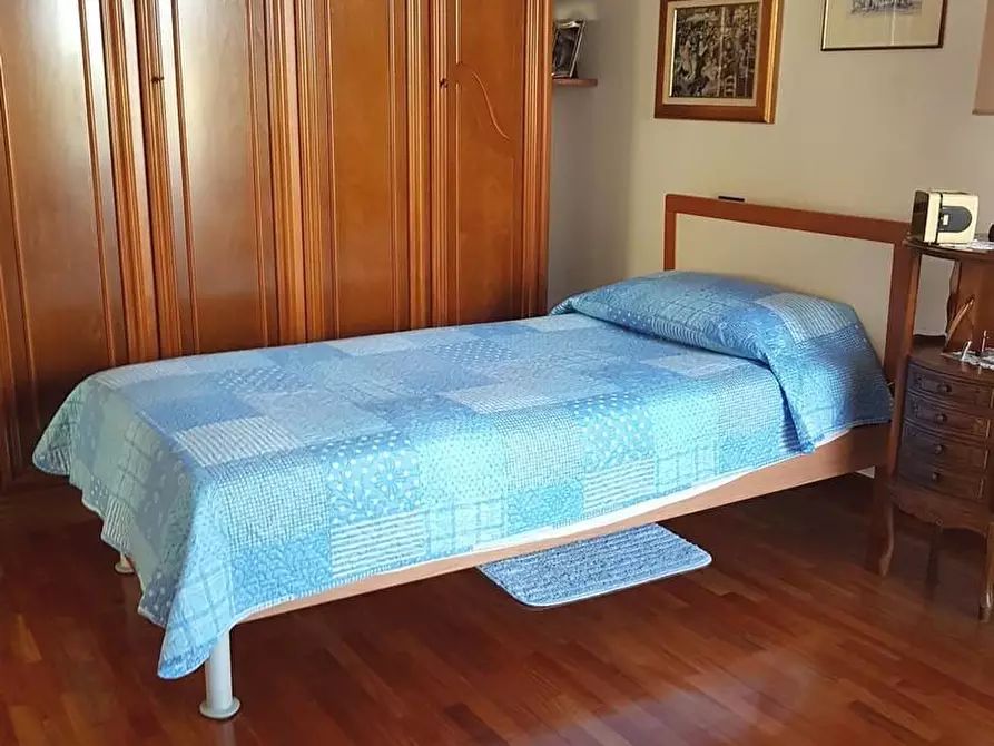 Immagine 8 di Casa bifamiliare in vendita  a Viareggio