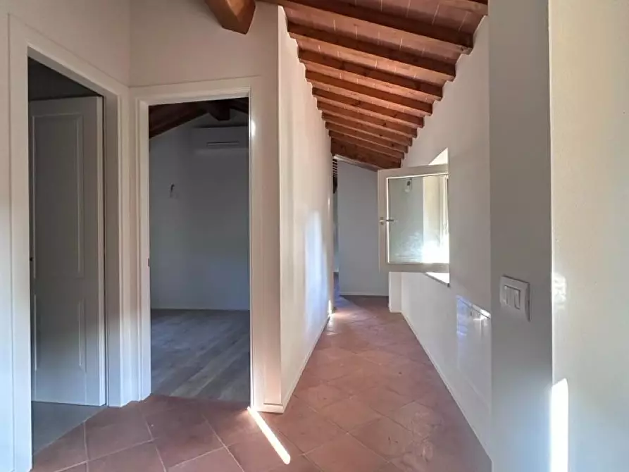 Immagine 3 di Appartamento in vendita  a Sovicille