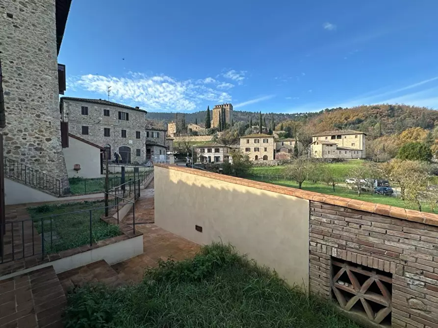 Immagine 21 di Appartamento in vendita  a Sovicille