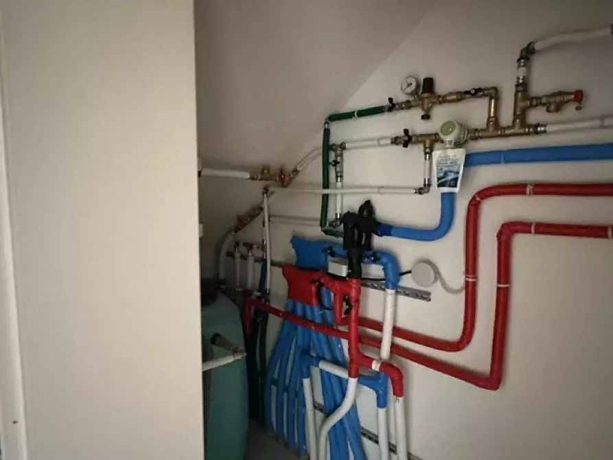Immagine 13 di Appartamento in vendita  a Sovicille