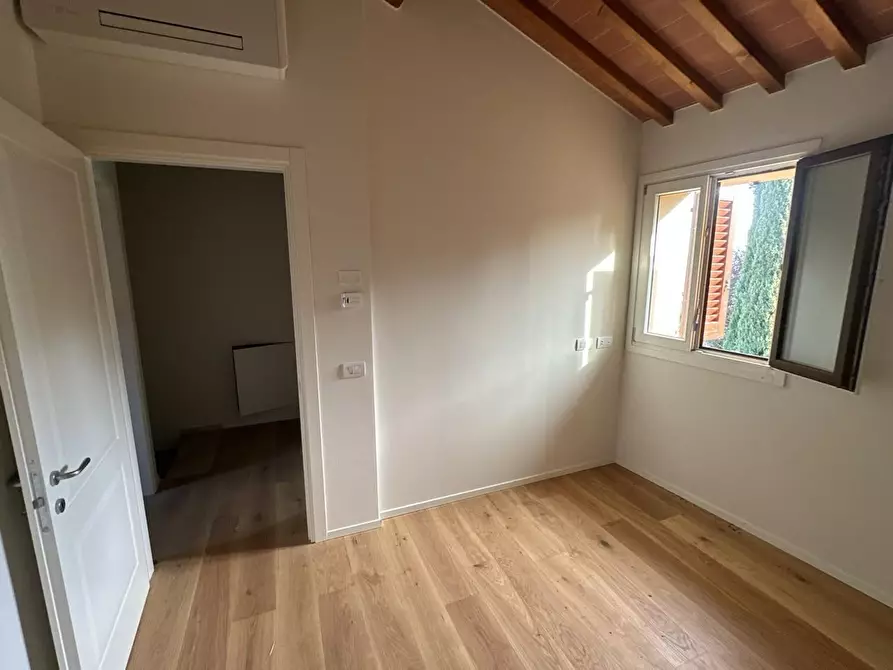 Immagine 34 di Appartamento in vendita  a Sovicille