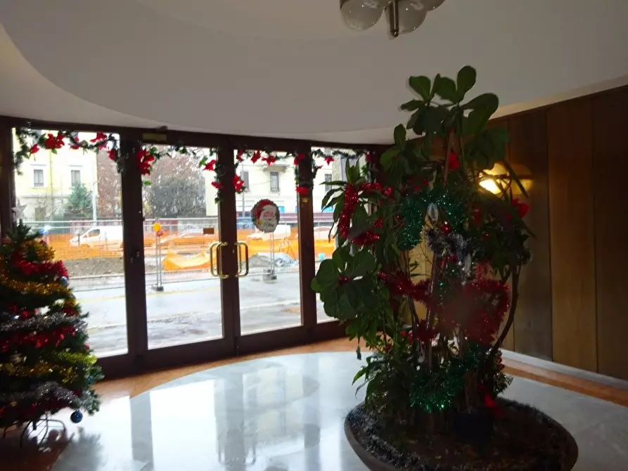 Immagine 2 di Ufficio in vendita  a Milano