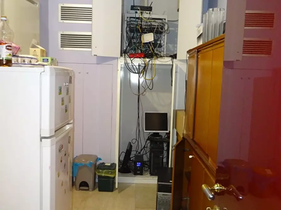 Immagine 12 di Ufficio in vendita  a Milano