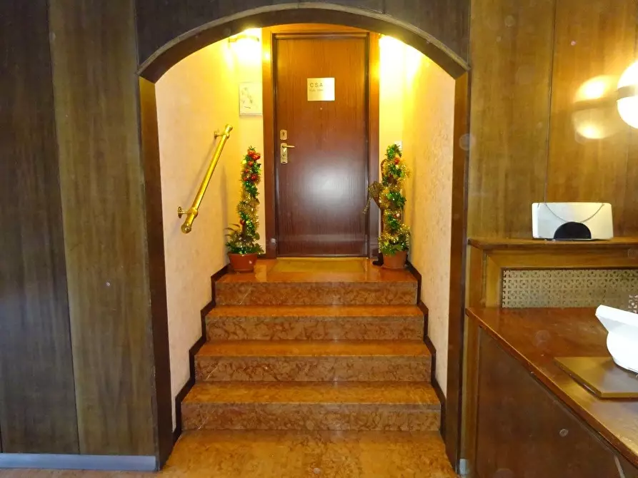 Immagine 3 di Ufficio in vendita  a Milano