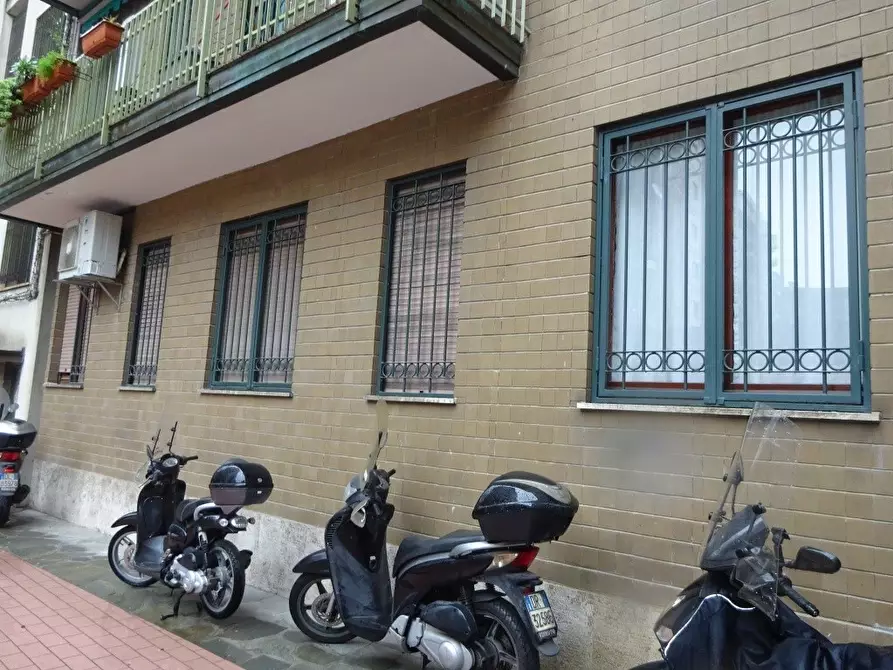 Immagine 24 di Ufficio in vendita  a Milano