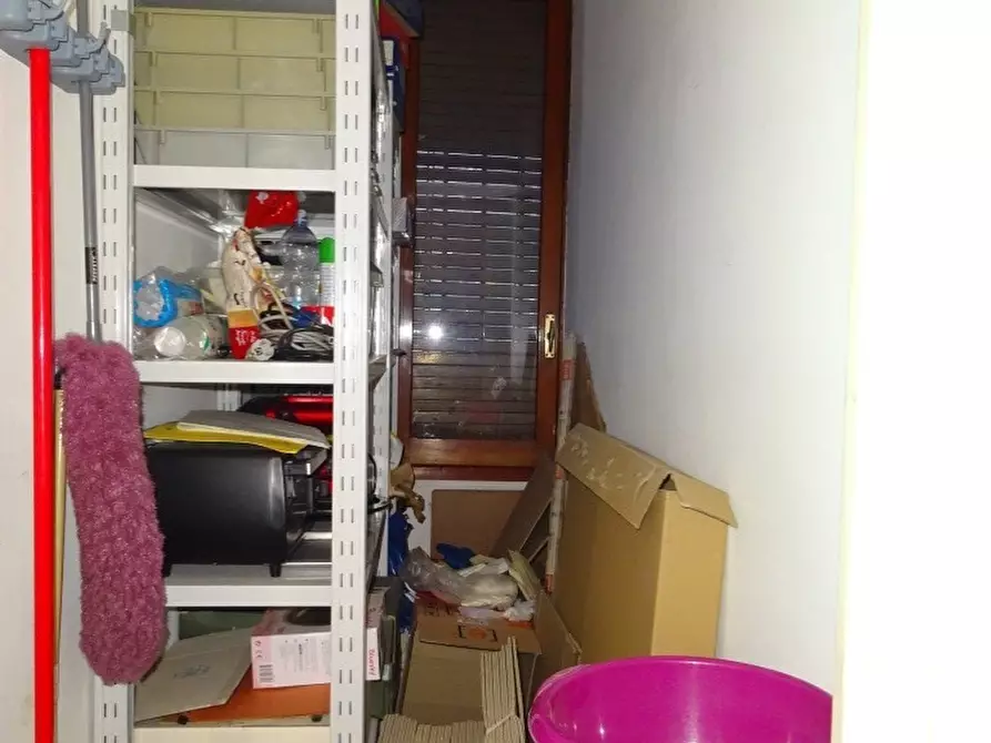 Immagine 15 di Ufficio in vendita  a Milano