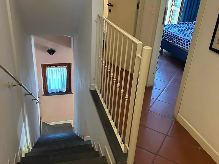 Immagine 14 di Casa bifamiliare in affitto  a Montignoso