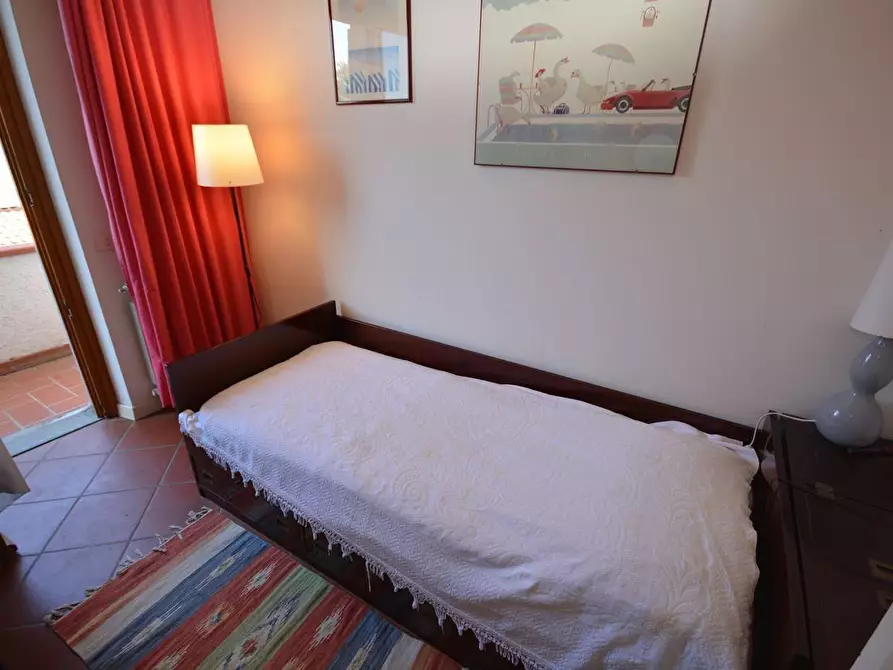 Immagine 17 di Casa bifamiliare in affitto  a Montignoso