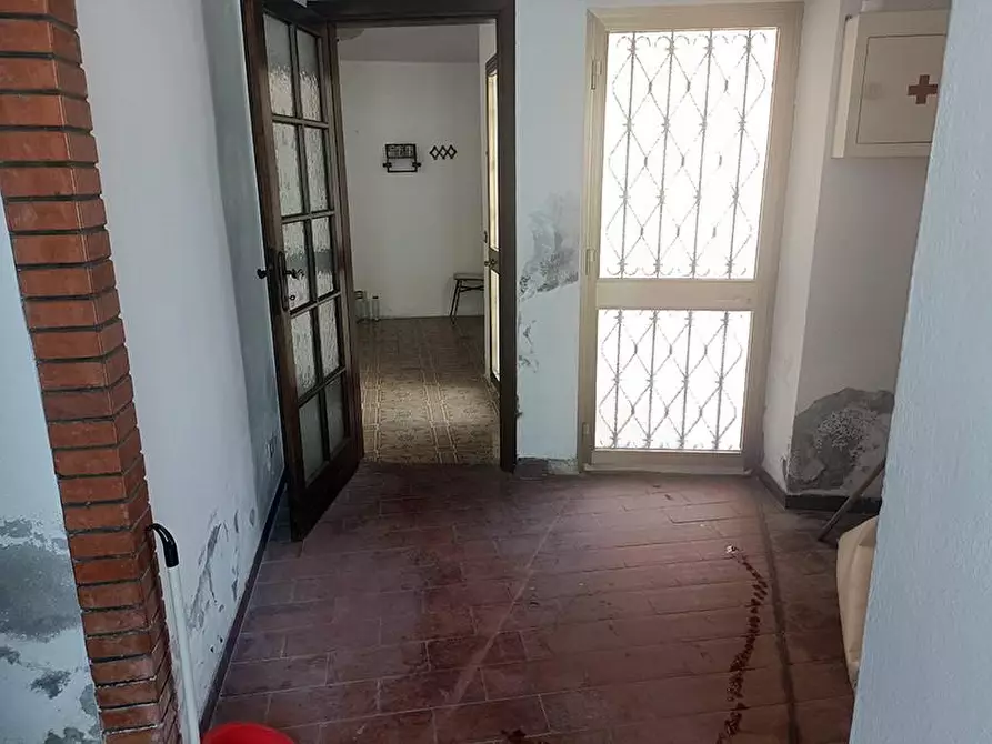 Immagine 34 di Casa semindipendente in vendita  a Carrara
