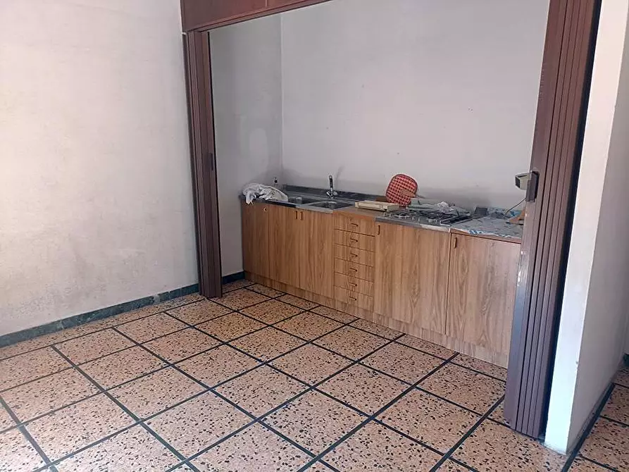 Immagine 10 di Casa semindipendente in vendita  a Carrara