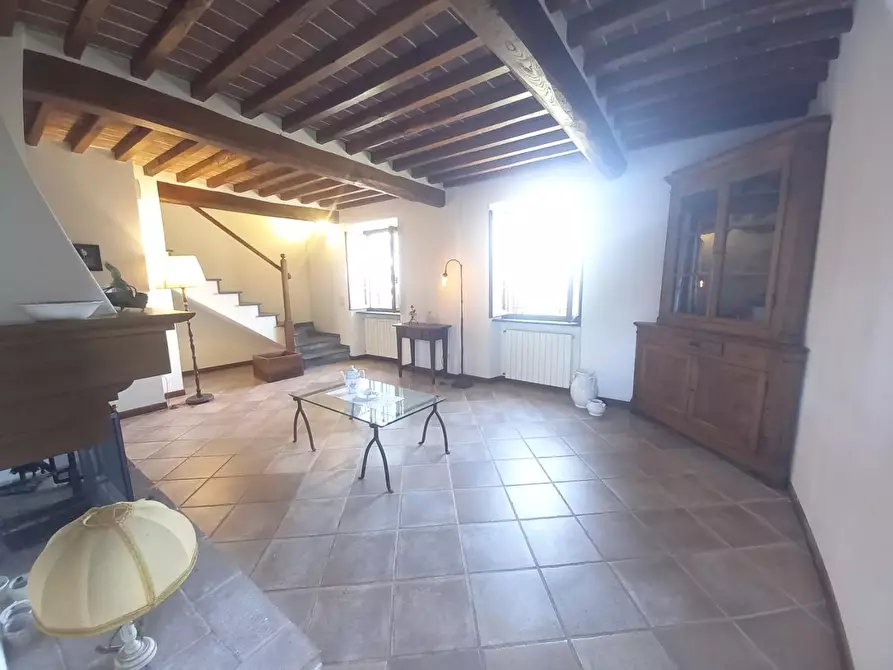 Immagine 5 di Casa bifamiliare in vendita  a Camaiore