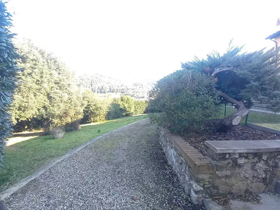Immagine 22 di Casa bifamiliare in vendita  a Camaiore