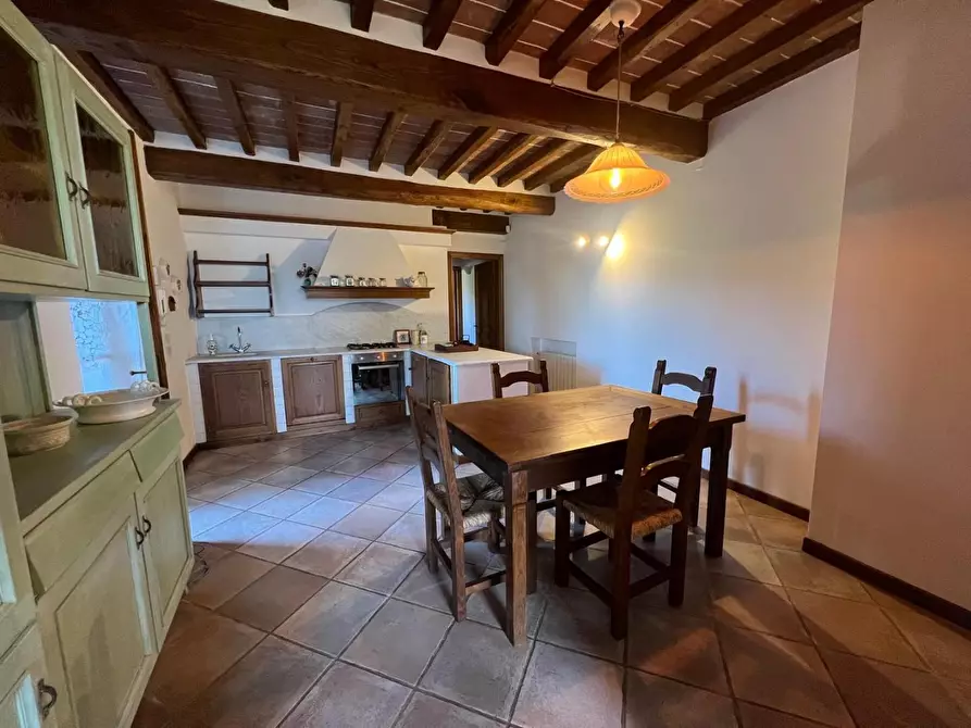 Immagine 10 di Casa bifamiliare in vendita  a Camaiore