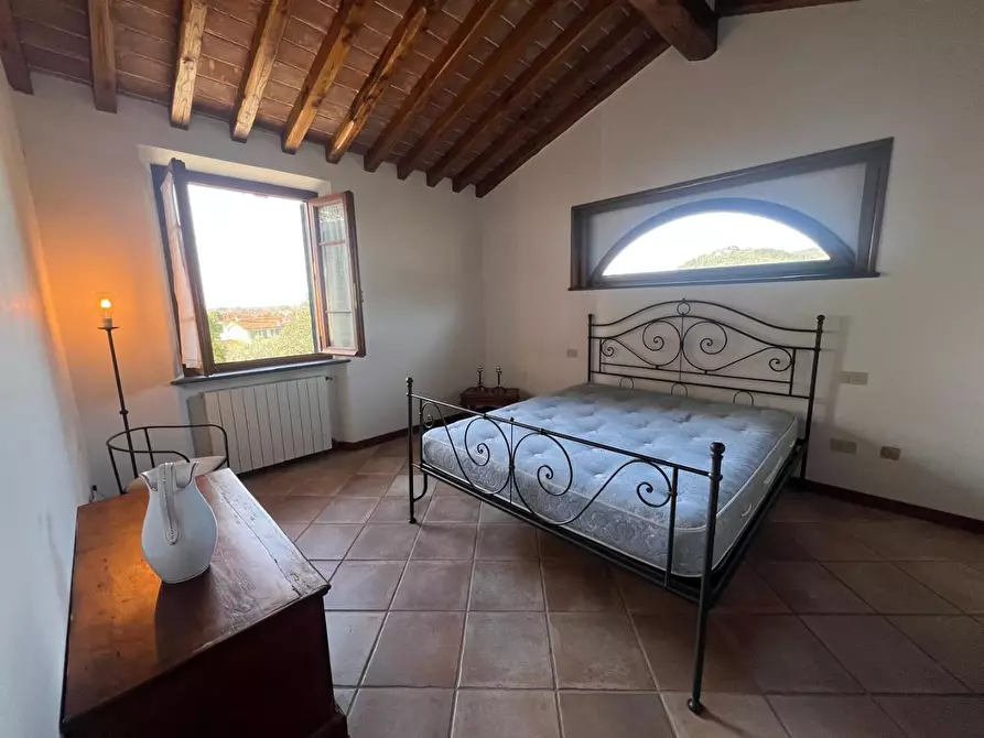 Immagine 28 di Casa bifamiliare in vendita  a Camaiore