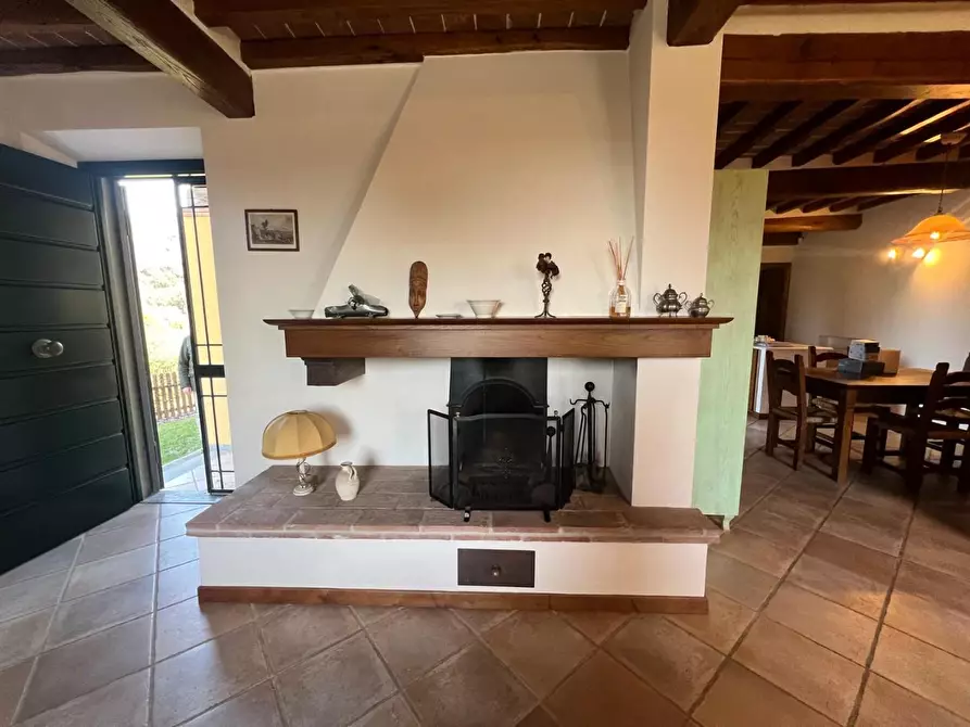 Immagine 7 di Casa bifamiliare in vendita  a Camaiore