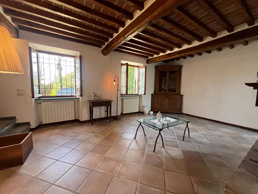 Immagine 30 di Casa bifamiliare in vendita  a Camaiore