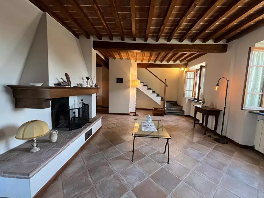 Immagine 48 di Casa bifamiliare in vendita  a Camaiore