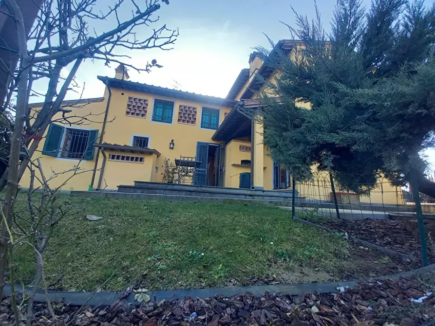 Immagine 33 di Casa bifamiliare in vendita  a Camaiore