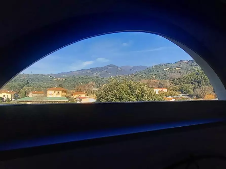 Immagine 22 di Casa bifamiliare in vendita  a Camaiore