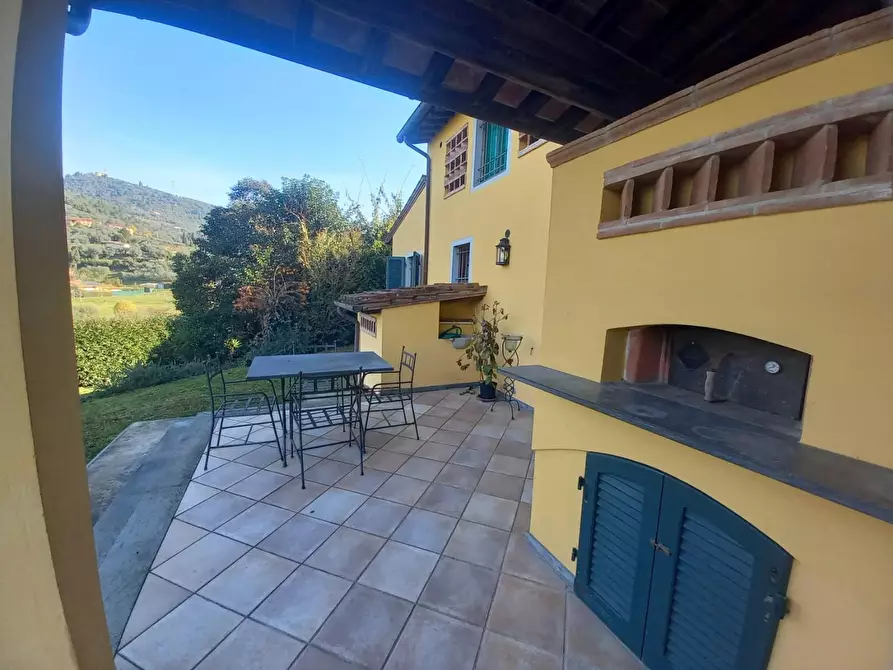 Immagine 19 di Casa bifamiliare in vendita  a Camaiore