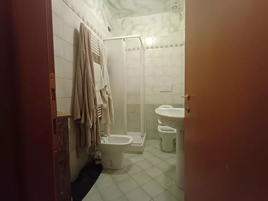 Immagine 10 di Appartamento in vendita  a Casole D'elsa