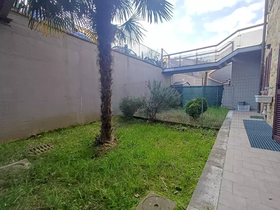Immagine 17 di Appartamento in vendita  a Casole D'elsa