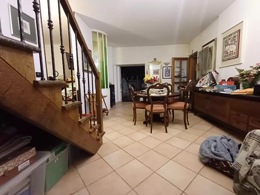 Immagine 52 di Appartamento in vendita  a Siena