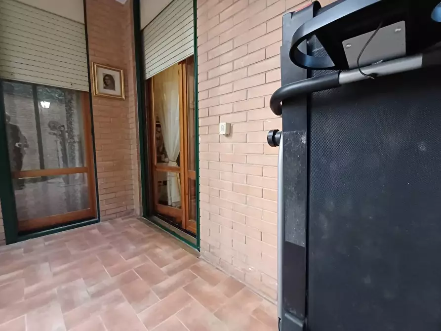 Immagine 27 di Appartamento in vendita  a Siena