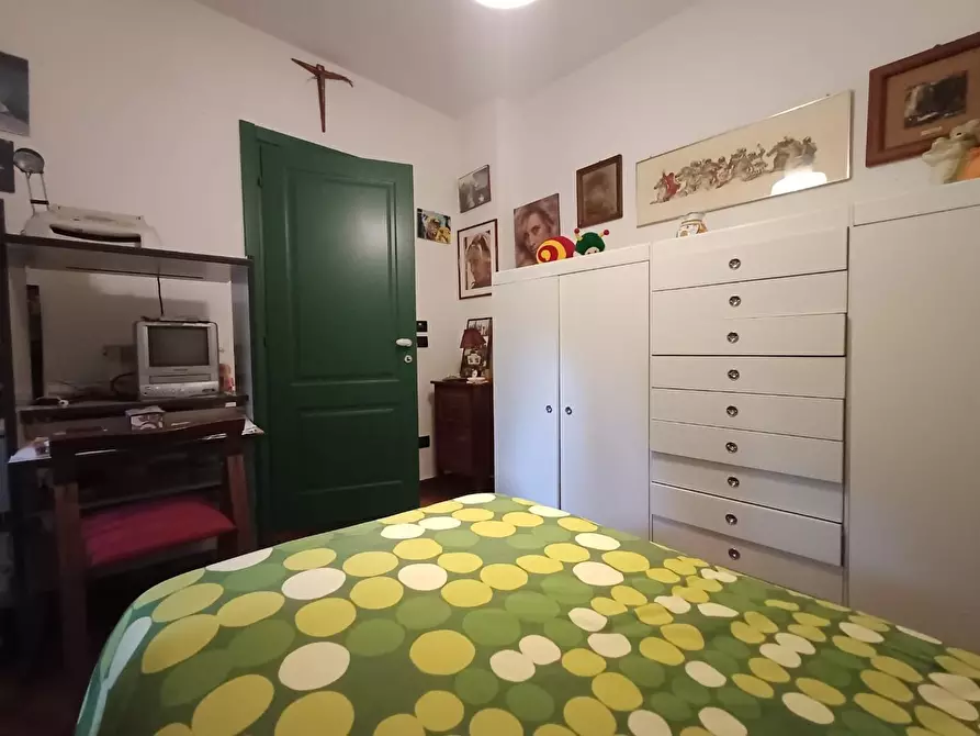 Immagine 13 di Appartamento in vendita  a Siena