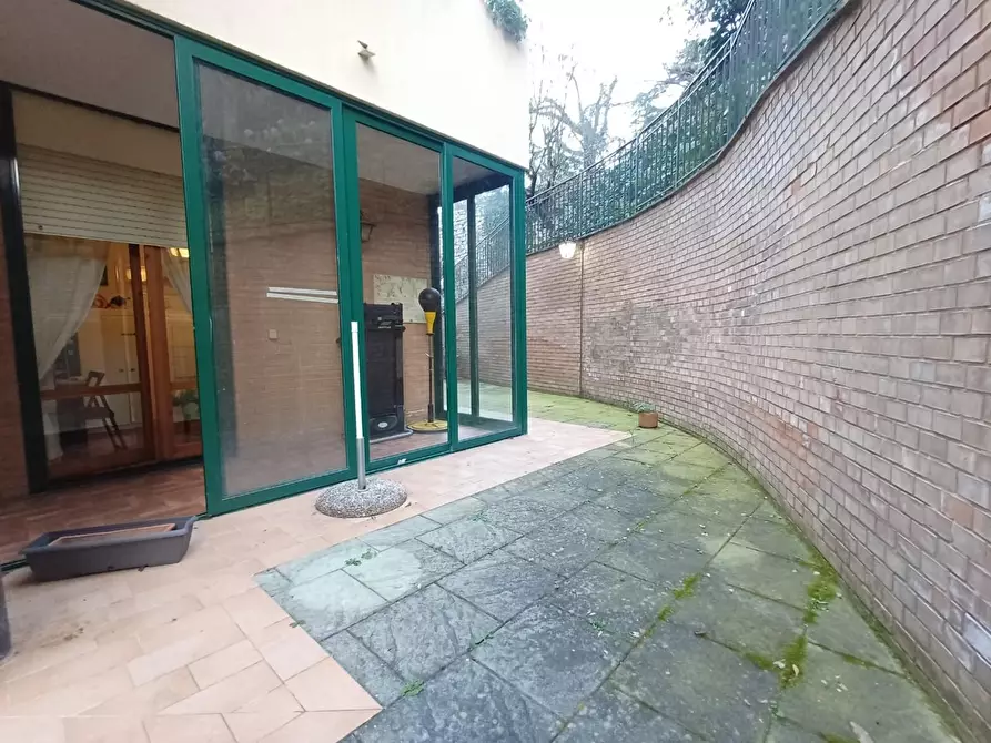 Immagine 29 di Appartamento in vendita  a Siena