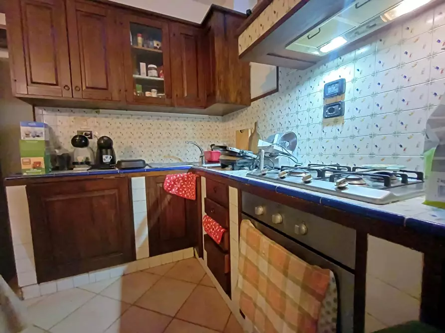 Immagine 40 di Appartamento in vendita  a Siena