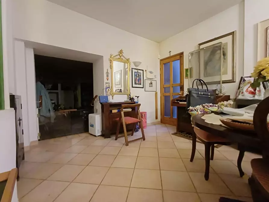 Immagine 54 di Appartamento in vendita  a Siena