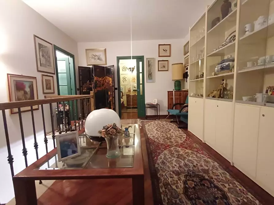 Immagine 33 di Appartamento in vendita  a Siena