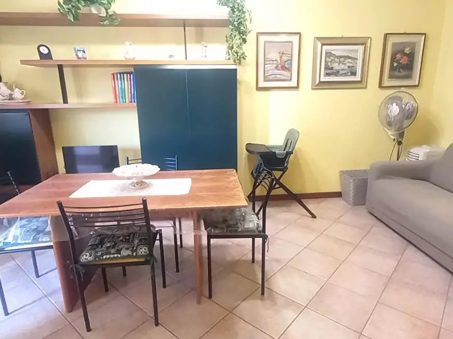 Immagine 2 di Appartamento in vendita  a Camaiore