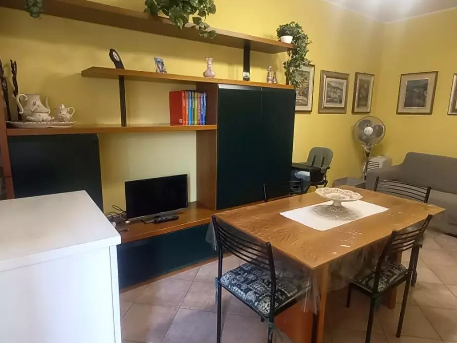 Immagine 9 di Appartamento in vendita  a Camaiore