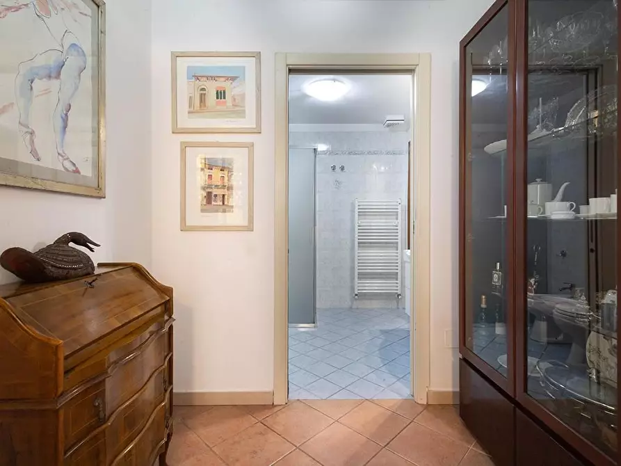Immagine 13 di Casa indipendente in vendita  a Camaiore